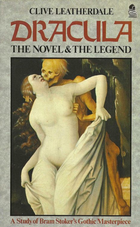 DRACULA THE NOVEL & THE LEGEND