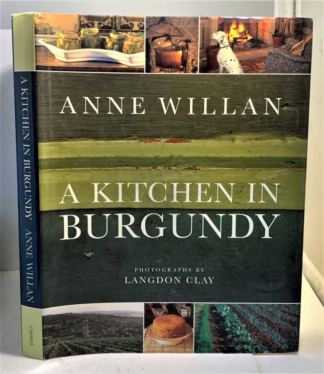 Kitchen in Burgundy