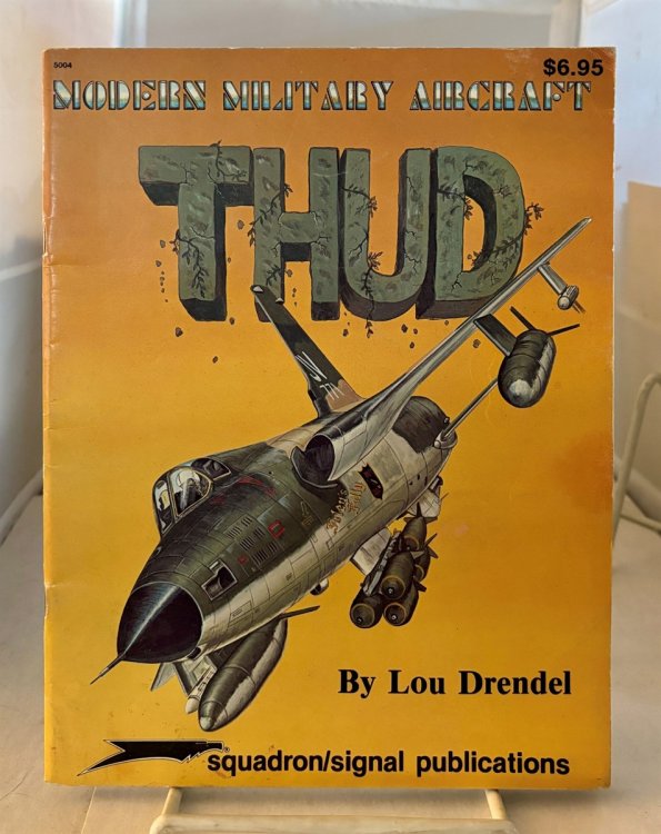 Thud - Modern Military Aircraft series (5004)