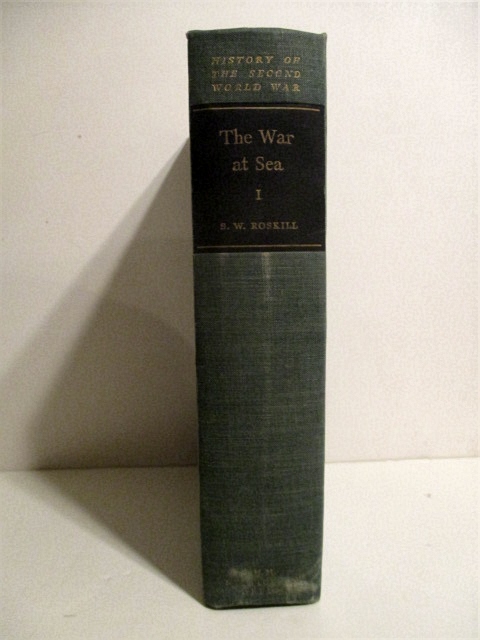 War at Sea 1939 - 1945. Vol I. The Defensive. History of the Second World War.