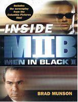 MEN IN BLACK II - Inside 
