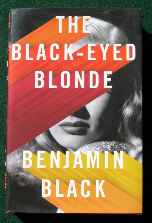 THE BLACK-EYED BLONDE: A PHILIP MARLOWE NOVEL
