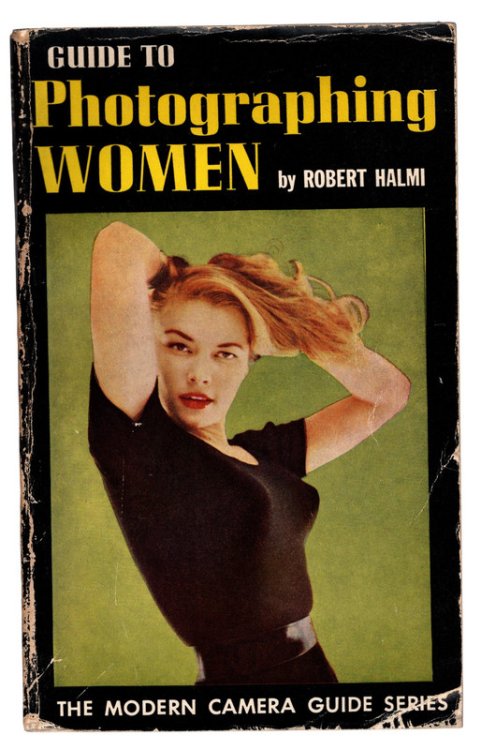 GUIDE TO PHOTOGRAPHING WOMEN