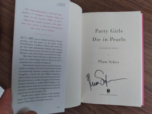 Party Girls Die in Pearls