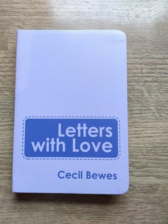 Letters With Love: Flexible Soft Cover Gift Edition (Daily Readings)