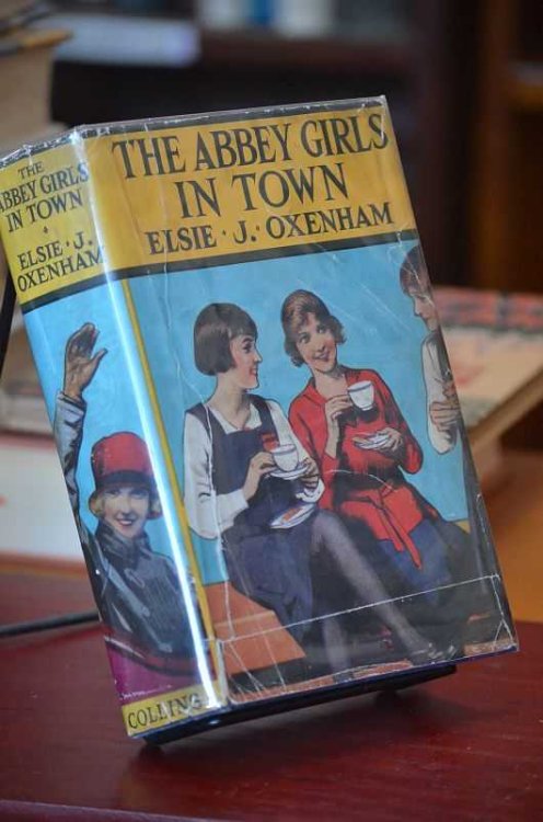 The Abbey Girls In Town