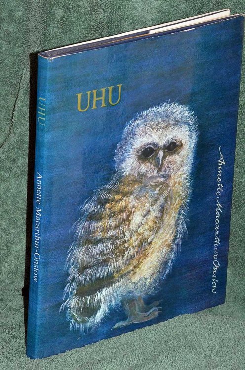 UHU