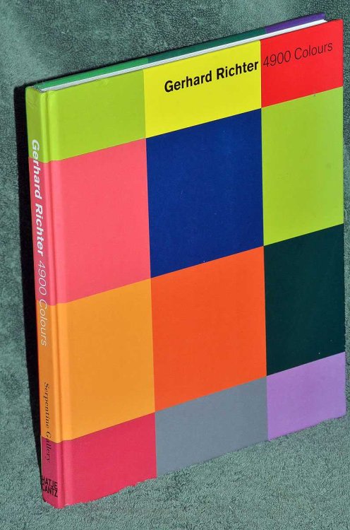 4900 Colours