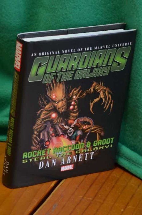 Guardians of the Galaxy: Rocket Racoon & Groot: Steal The Galaxy!