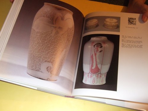 Art Nouveau Bing: Paris Style 1900/ Harry N Abrams with The Smithsonian Institution Traveling Exhibition Service, 344 Illustrations with 83 in Color (inc. Bing and Japan; Creation of L'Art Nouveau; The Ateliers; Siegfried Bing's Legacy )