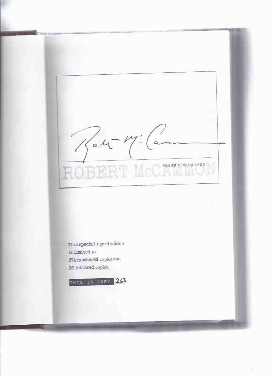 The Five ---by Robert McCammon -a Signed, Numbered, Slipcased, Limited Edition copy ( Slipcase / Boxed edition)( Box )( 5 )