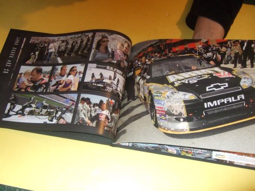 Stewart-Haas Racing SEASON iii - 2011 - SIGNED By TONY STEWART ( Nascar / Stewart-Haas Racing )( 3 / 3rd / Three / Third )
