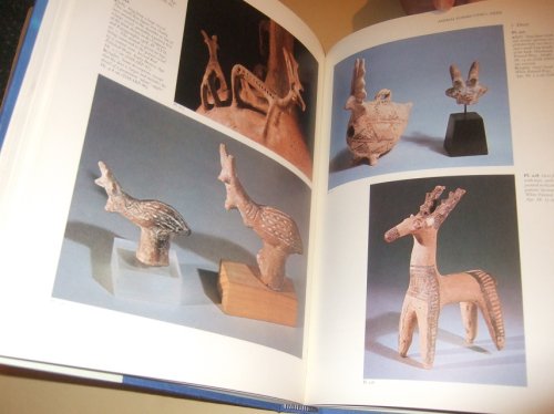 The Art of Ancient Cyprus with a check-list of the author's collection )( Cypriot Antiquities, Artifacts, Archaeology )(inc. Vessels -Pottery Wares and Shapes / Representations - Human, Animal, Plant, Inanimate Forms / Scenic Compositions; Decorations )