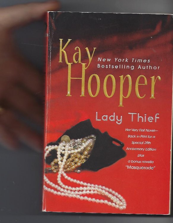 Lady Thief + Novella 'masquerade' 25th Anniversary Edition
