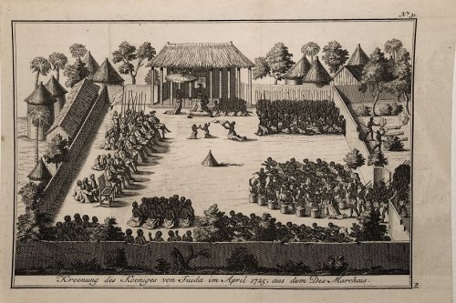 Kroenung des Koeniges von Juida im April 1725; aus dem Des Marchais. [Crowning of the King of Juida in April 1725].