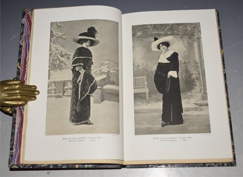 La Femme Du Monde. Parait chaque annee en quatre Albums, de Septembre a Janvier. Renseigne sur les Modes et les Activites Mondaines de la Saison d'Hiver. (Four parts; September, November, October & December 1901.)