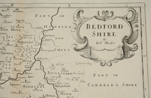 ORIGINAL ENGRAVED ANTIQUE MAP OF BEDFORDSHIRE. From CAMDEN's Britannia.