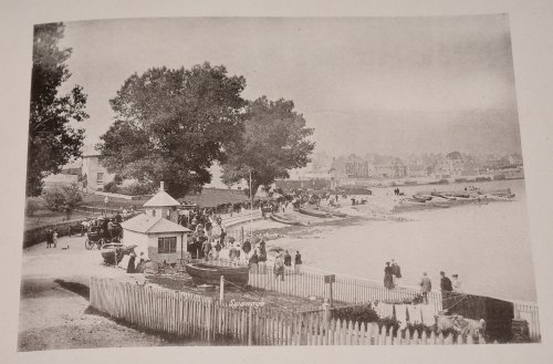 Swanage Frith’s Series. “The Strong Cover.” Registd. No. 227765.