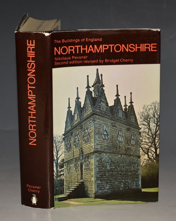 The Buildings of England Northamptonshire The Buildings of England Joint Editors: Nikolas Pevsne Revised By Bridget Cherry with contributions from Sir Gyles Isham and Bruce Bailey