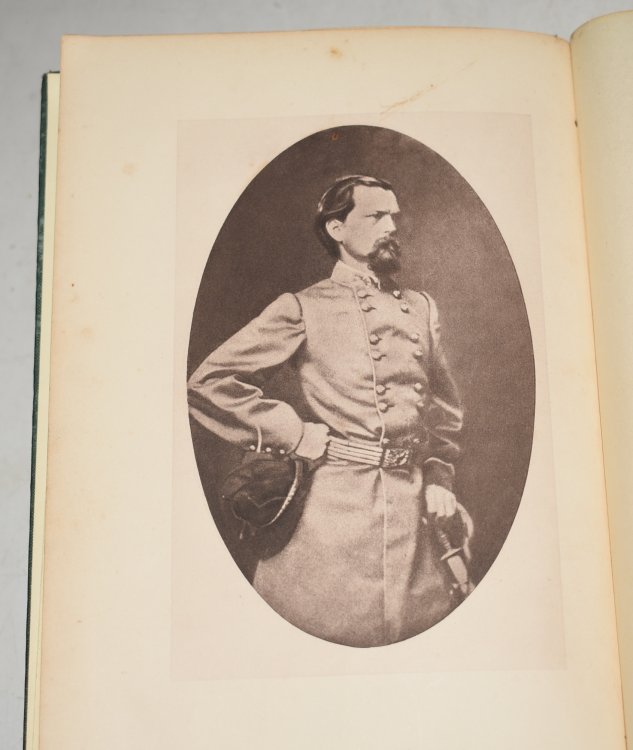 Reminiscences of The Civil War With Portraits.