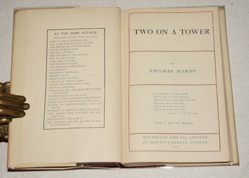 Two on a Tower With a map of Wessex. Pocket edition.
