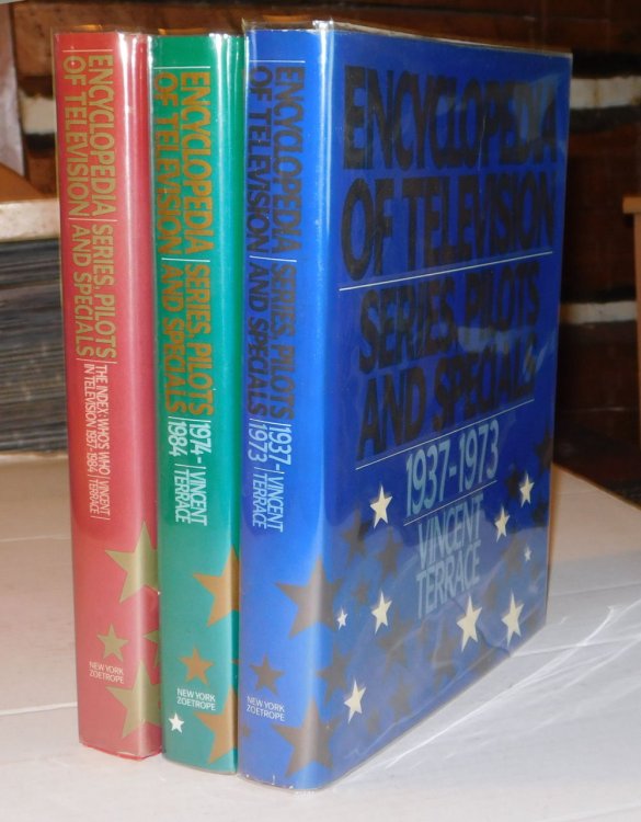 ENCYCLOPEDIA OF TELEVISION: SERIES, PILOTS AND SPECIALS. 