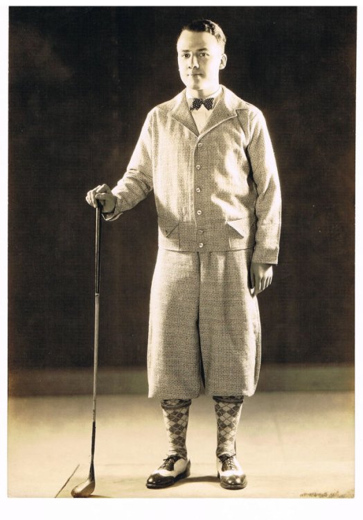 2 ORIGINAL VINTAGE GOLF FASHION PHOTOGRAPHS BY THE RUSSIAN-BORN AMERICAN PHOTOGRAPHER NATHAN LAZARNICK.