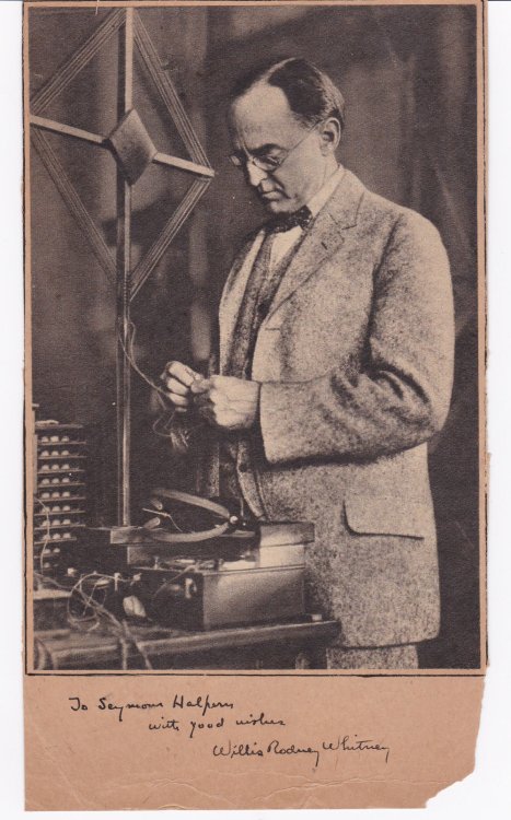 MAGAZINE PORTRAIT INSCRIBED AND SIGNED BY AMERICAN CHEMIST WILLIS R. WHITNEY, DEVELOPER OF THE GENERAL ELECTRIC RESEARCH LABORATORY.