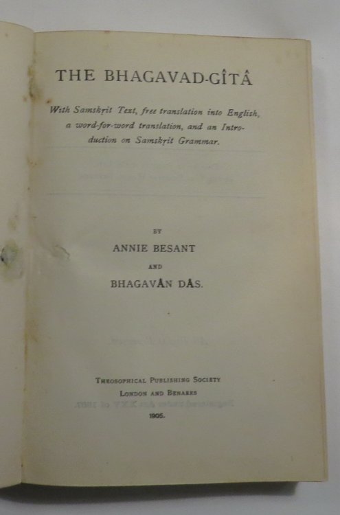 The Bhagavad-Gita - With Samskrit Text, free translation into English, a word-for-word translation, and an Introduction on Samskrit Grammar