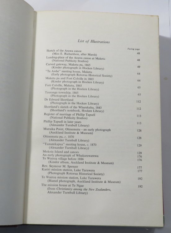 Te Arawa : A History of the Arawa People