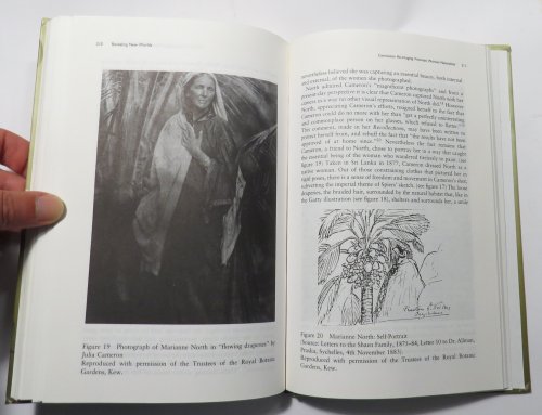 Revealing New Worlds : Three Victorian Women Naturalists