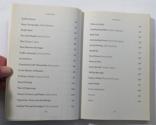 Odd Type Writers : From Joyce and Dickens to Wharton and Welty, the Obsessive Habits and Quirky Techniques of Great Authors