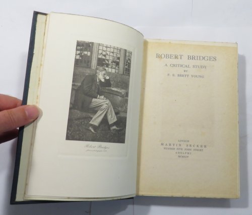 Robert Bridges : A Critical Study