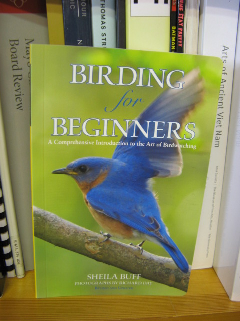 Birding for Beginners: A Comprehensive Introduction to the Art of Birdwatching