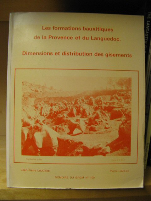 Les Formations Bauxitiques De La Provence et Du Languedoc: Dimensions et Distribution Des Gisements