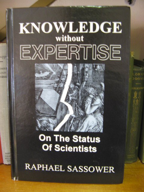 Knowledge Without Expertise: On the Status of Scientists