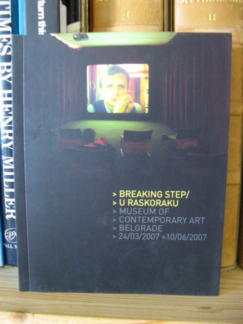Breaking Step/U Raskoraku: Displacement, Compassion and Humour in Recent Art from Britain