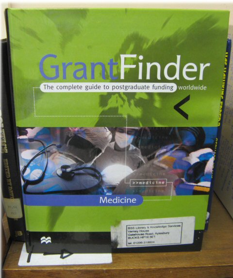 GrantFinder: The Complete Guide to Postgraduate Funding - Medicine