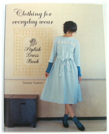Stylish Dress Book: Clothing for Everyday Wear