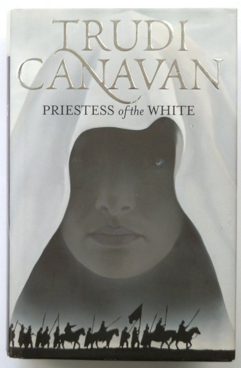 Priestess of the White: Age of the Five: Book One