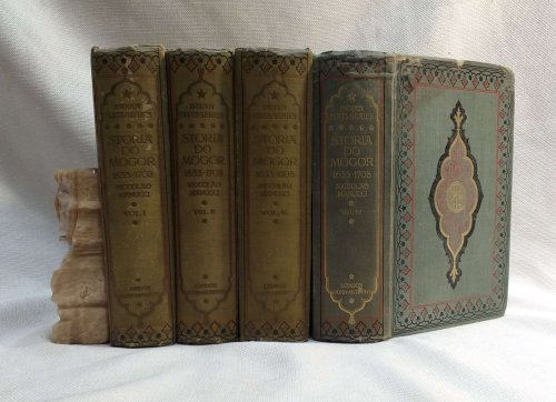 Storia Do Mogor; Or Mogul India 1653 To 1708 (Indian Texts Series I) [Four Volumes]