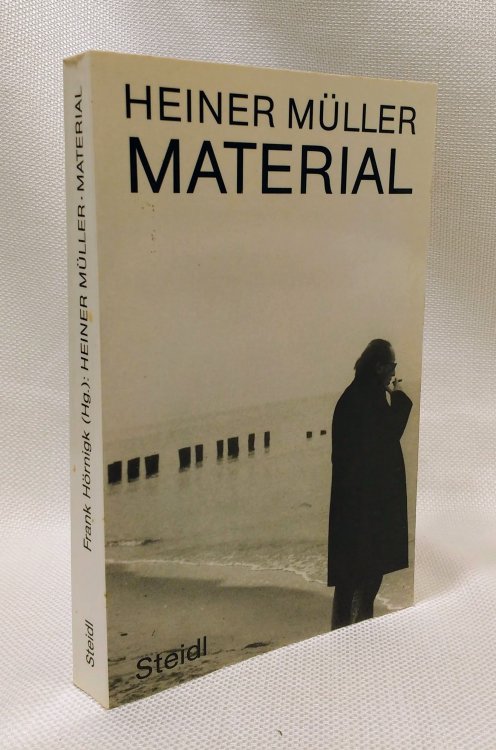 Material: Texte und Kommentare (German Edition)