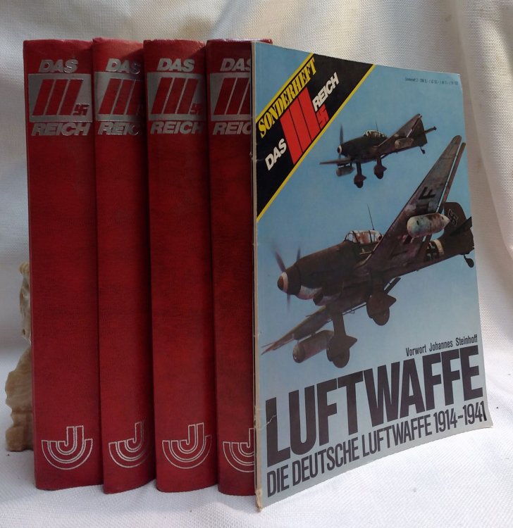 Das III Reich Zeitgeschehen in Wort, Bild Und Ton [4 of 5 bound series volumes)