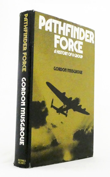 Pathfinder Force. A History of 8 Group