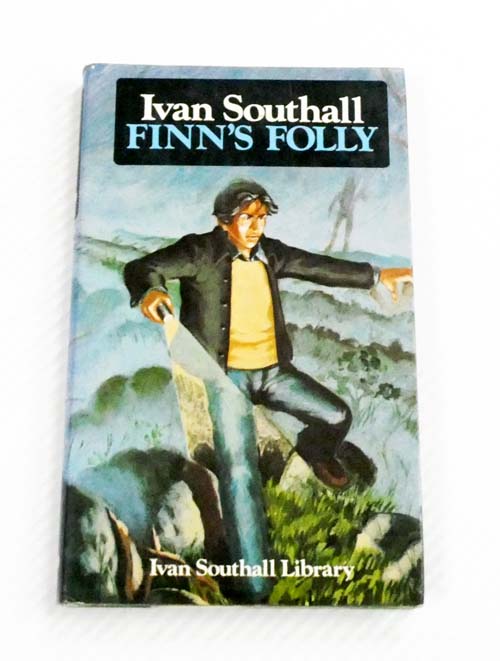 Finn's Folly ( Ivan Southall Library Edition)