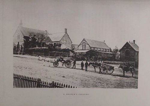 Souvenir of Grahamstown: A Health and Holiday Resort