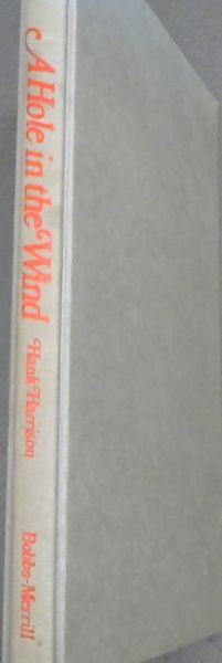 A hole in the wind: Hang gliding and the quest for flight
