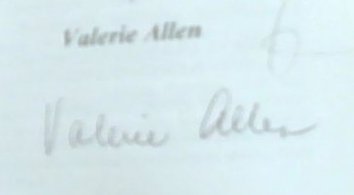 'Tis Herself: Short Story Collection: Volume One (Short Stories: Between Family and Friends) Signed by Valarie Allen