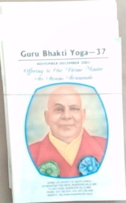 Guru Bhakti Yoga: 31 - 37 Offering To Our Divine Master Sri Swami Sivananda - (Sivananda International Cultural Centre) (Set of 7 Volumes)