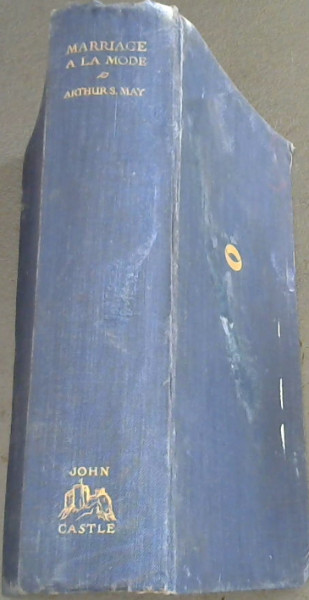 Marriage A La Mode : A Surrogate's Tales of Strange Wedding Drama